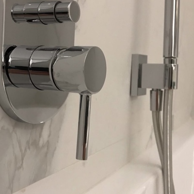 DISEÑO Y REFORMA DE BAÑOS