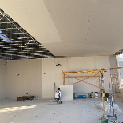 TABIQUES Y TECHOS EN NAVE INDUSTRIAL