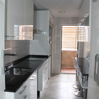 COCINA EN ALTO BRILLO