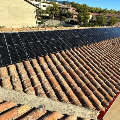 Panel con Marco Megro sobre teja