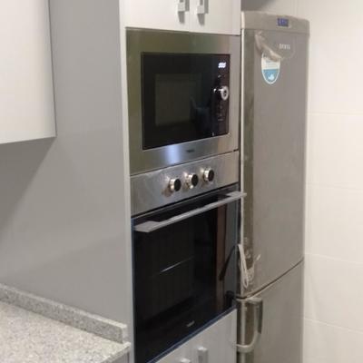 detalle horno y micro-ondas