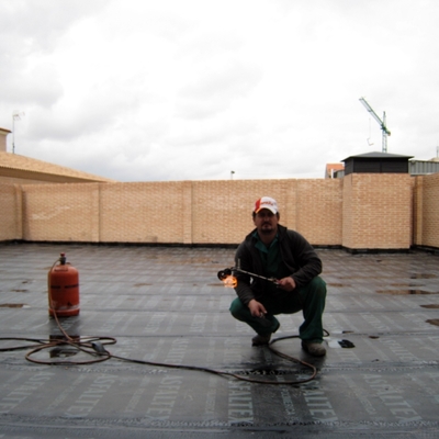 Impermeabilización de patios.