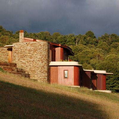 Fachada Vivienda en O Incio