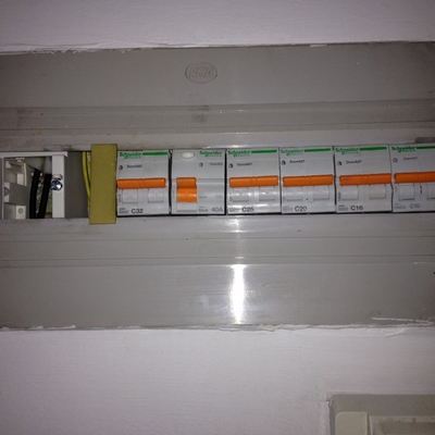 Instalacion caja de icp interior cuadro