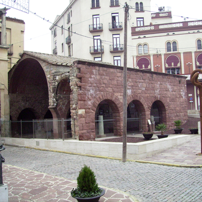 INSTALACION   DE CRISTALES EN TERMAS ROMANAS 