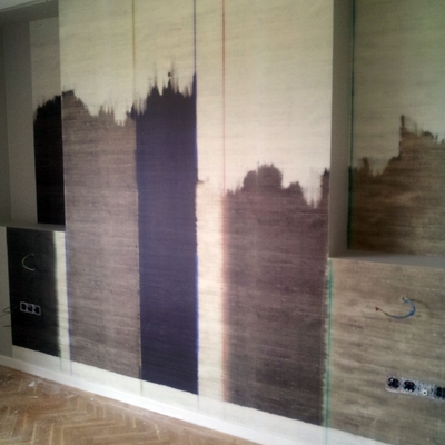 Instalación de Fotomural en fondo de Dormitorio