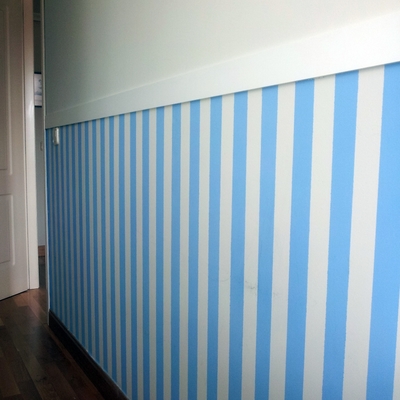 Instalación de papel Vinilico y Moldura