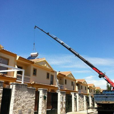 Placas solares vivienda unifamiliar.