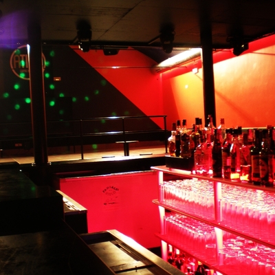 Instalación eléctrica de Disco Pub en  Los Santos de Maimona 1