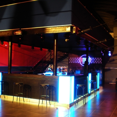 Instalación eléctrica de Disco Pub en  Los Santos de Maimona 6