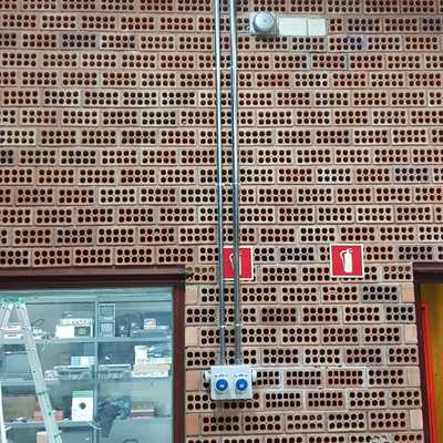 INSTALACIÓN ELÉCTRICA PLATOS TVE