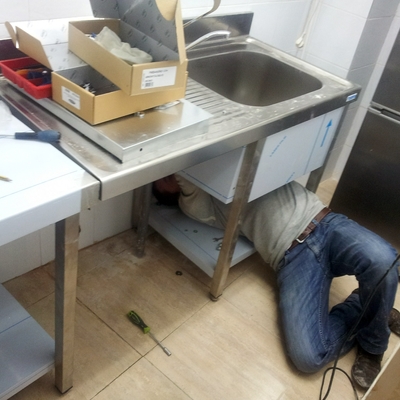 Instalación Fregadero con hueco para lavavajillas