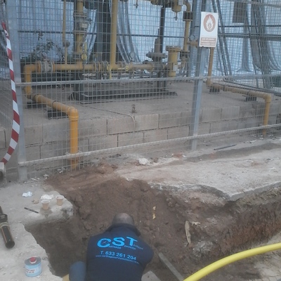 Instalación receptiora de gas en tubería de polietileno.