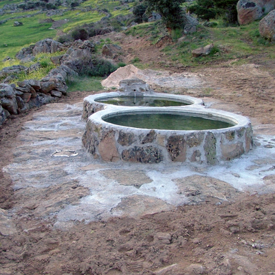 Instalación y forrado de pozos de Hormigón