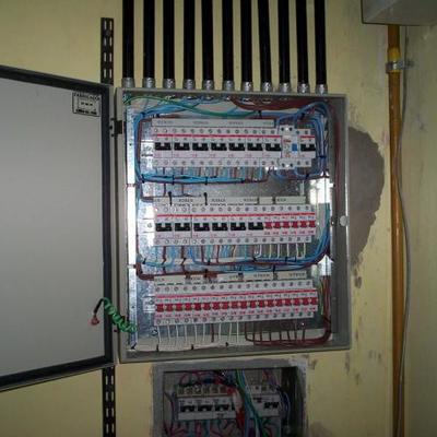 Instalcione electricas en AT y BT
