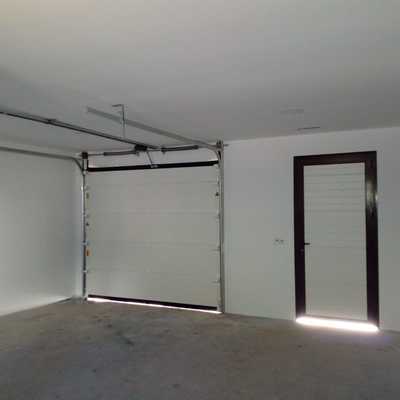 Interior Puerta Seccional