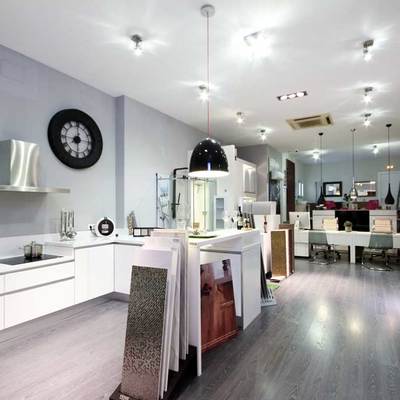 Interior tienda Reformas Martinez