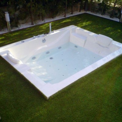 JACUZZI AL AIRE LIBRE