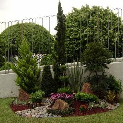 Jardinería. Paisajismo en finca en Avila.