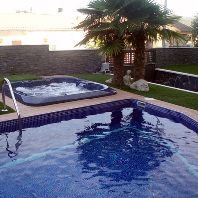 jardineria, piscina , jacucci y obra en general
