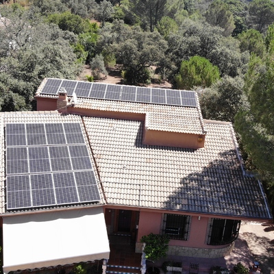 Instalación Solar Fotovoltaica de autoconsumo para vivienda