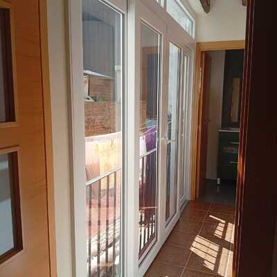 BALCONERA 4 HOJAS CON FIJO SUPERIOR