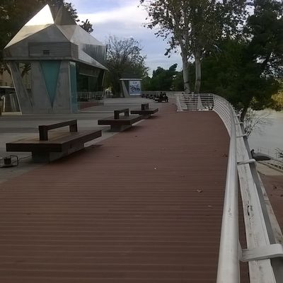 Tarima exterior paseo Zaragoza