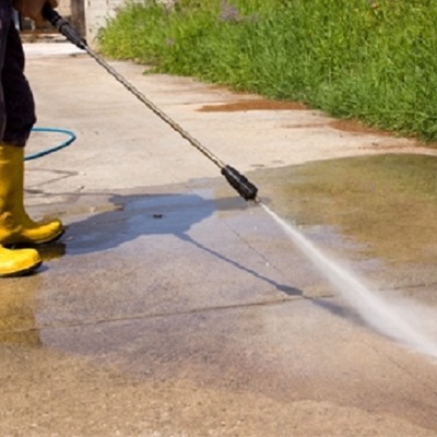 LIMPIEZA CON MAQUINA A PRESIÓN