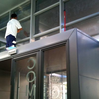 LIMPIEZA DE CRISTALES