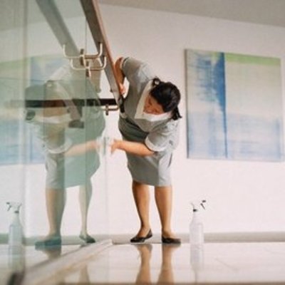 * * LIMPIEZA EN GENERAL * *