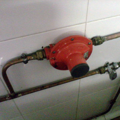 Limpieza grasa en conductos y llave gas,restaurante