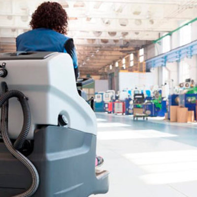 Limpieza de naves industriales