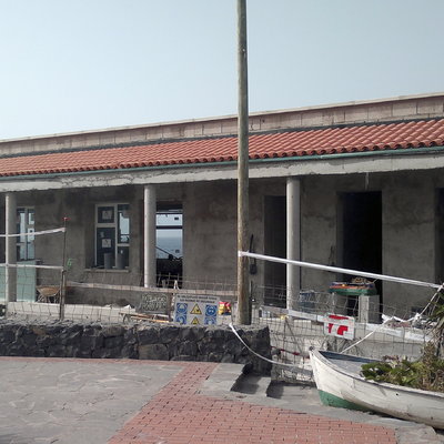 Lonja Pesquera Los Abrigos