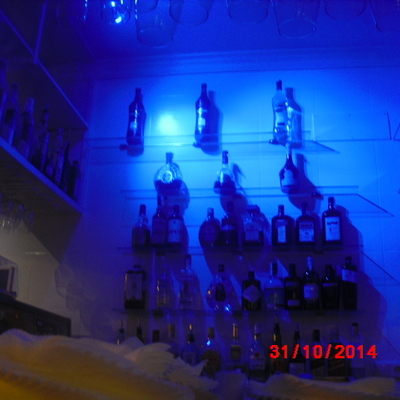 Lounge Bar "CAVA" en San pedro de Alcántara 