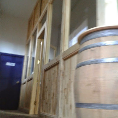 Mampara en pino y barril