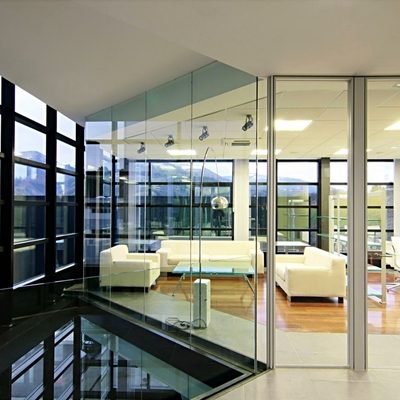 MAMPARAS, FALSOS TECHOS Y SUELOS