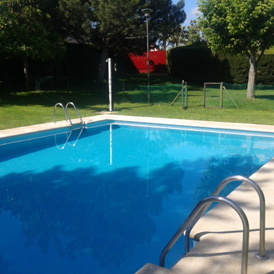 MANTENIMIENTO DE PISCINA DE COMUNIDAD