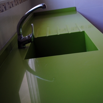 marmoles villena fregadero integrado silestone verde fun