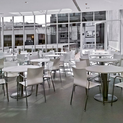 mesas y sillas cafeteria