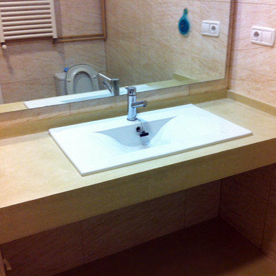 microcemento sobre encimera de lavabo