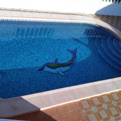 Modelo Bala con dibujo en el fondo