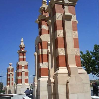 Monolitos Paseo de Linarejos