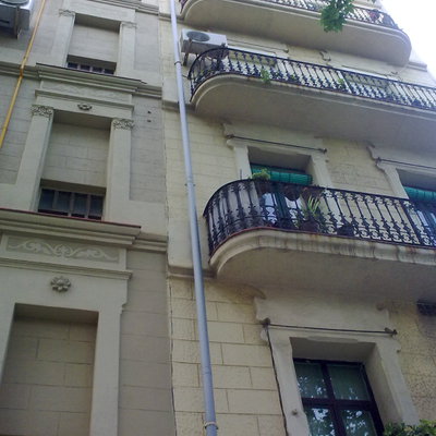 Montantes en fachada