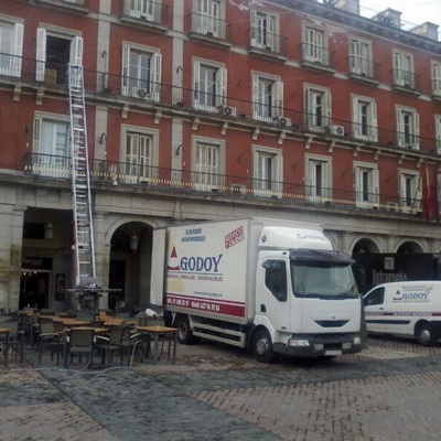 Mudanzas en Plaza Mayor (Madrid)