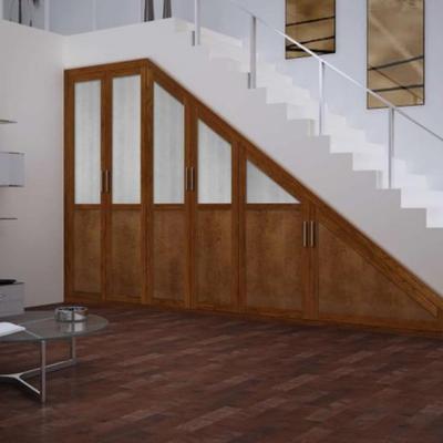 Mueble bajo escalera