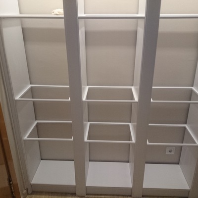 mueble lacado blanco.