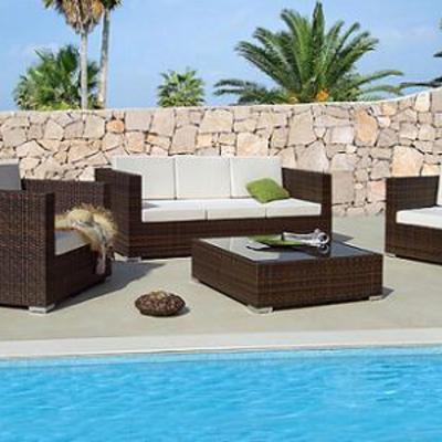 MOBILIARIO DE JARDÍN