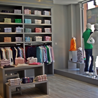 MUEBLES TIENDA PIEL DE TORO