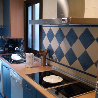 muebles y alicatado conjuntado