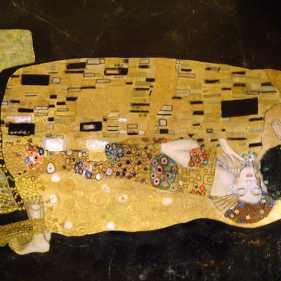 Mural en Puerta corredera para recibidor(110x180)El beso